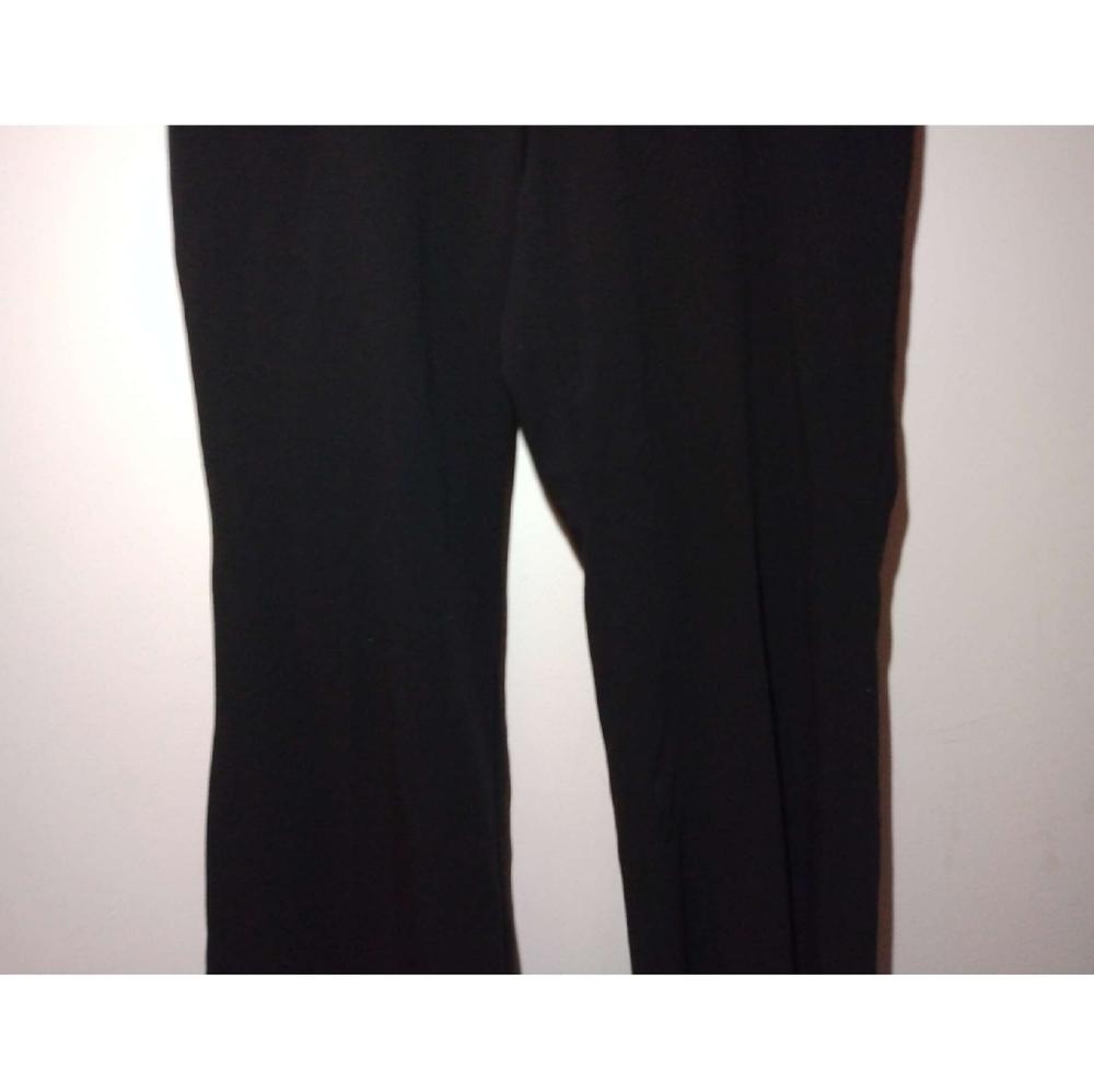 Professional Cropped Pant - Picture 3 of 16